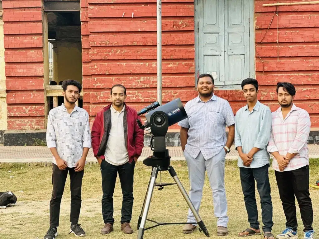 Exploring space in Jessore